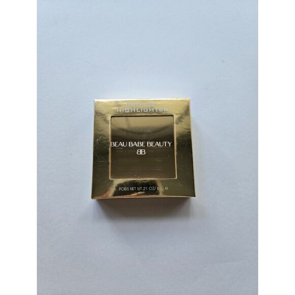 Beau Babe Beauty Highlighter Bronzed Powder Face Highlight Radiance Makeup - Picture 2 of 3